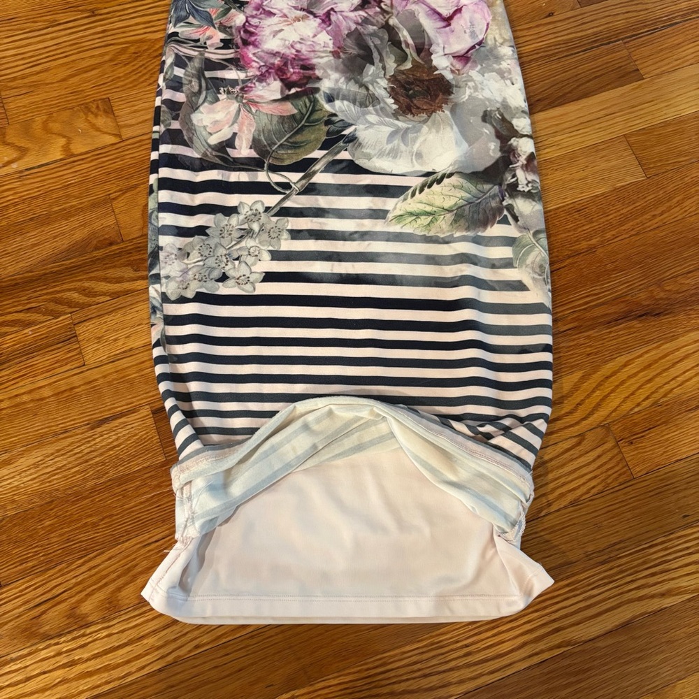 TED Baker Laya Sleeveless Bodycon Midi Dress size 1 (US 2-4). Floral & stipe - Picture 6 of 10